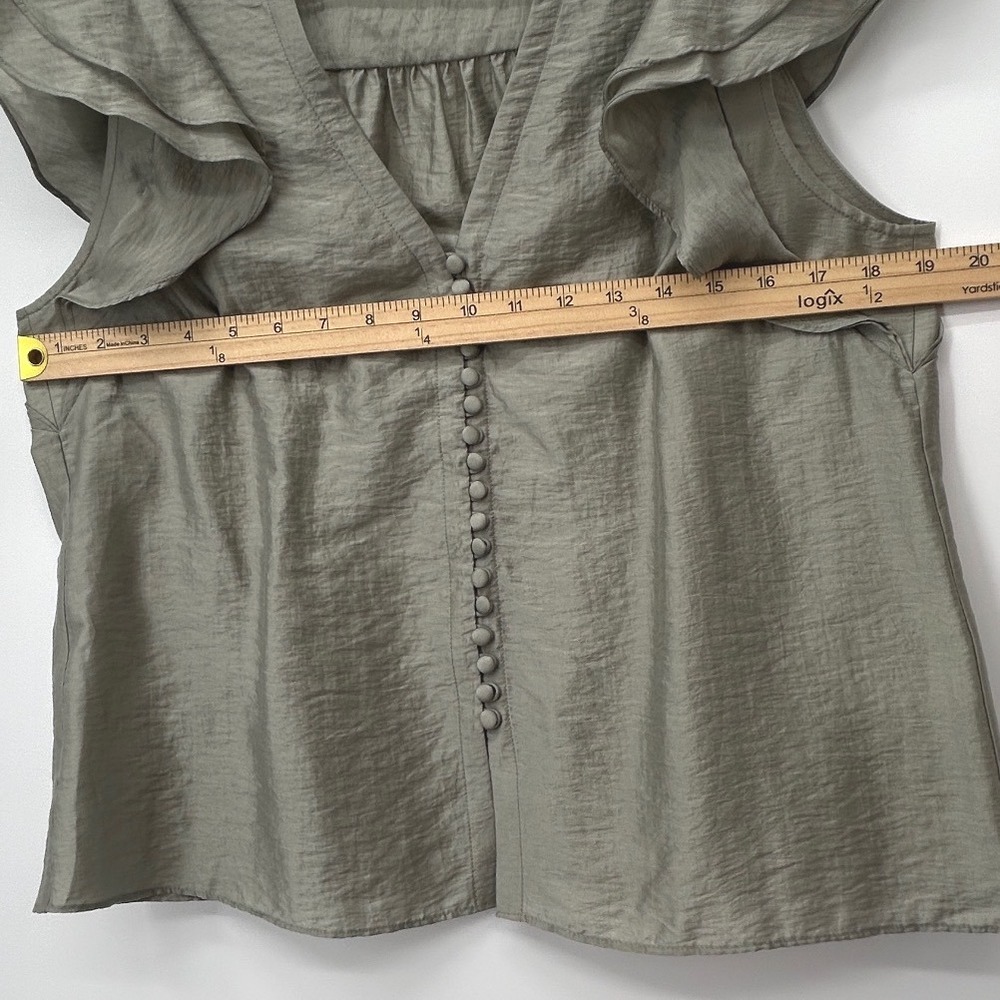 Club Monaco Womens Sage Green Ruffle Sleeve Button Front Blouse Size M - Picture 5 of 6